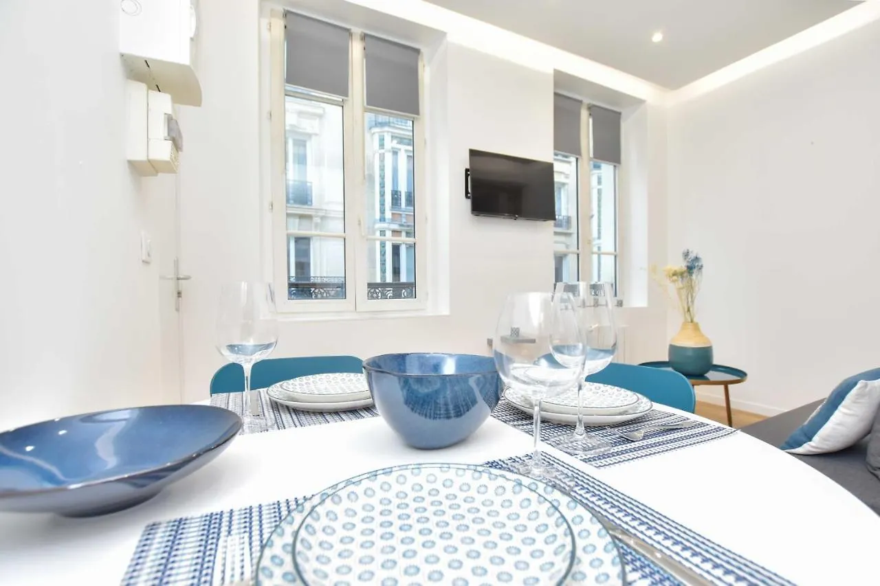 Cmg Rambuteau Marais 2 * Paris